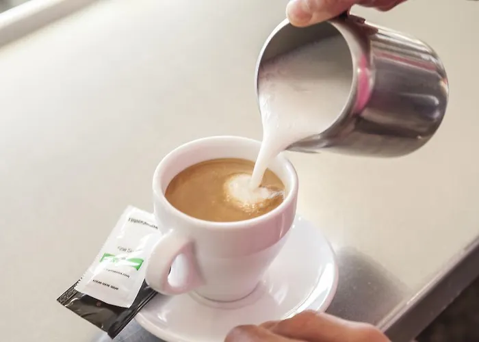 مكان تخييم Riembau