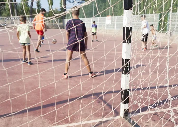 Riembau 3* بلاتجا ذارو