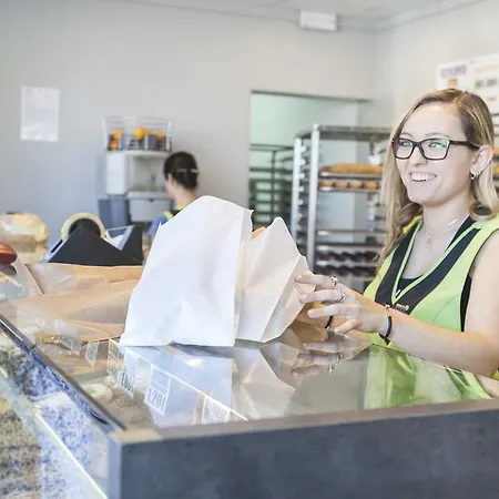 مكان تخييم Riembau